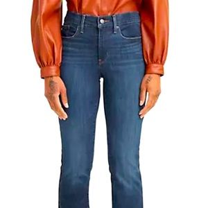 Levi’s 315 Shaping Bootcut